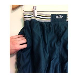 Sz XL Nike satin knit boxing/athletic shorts